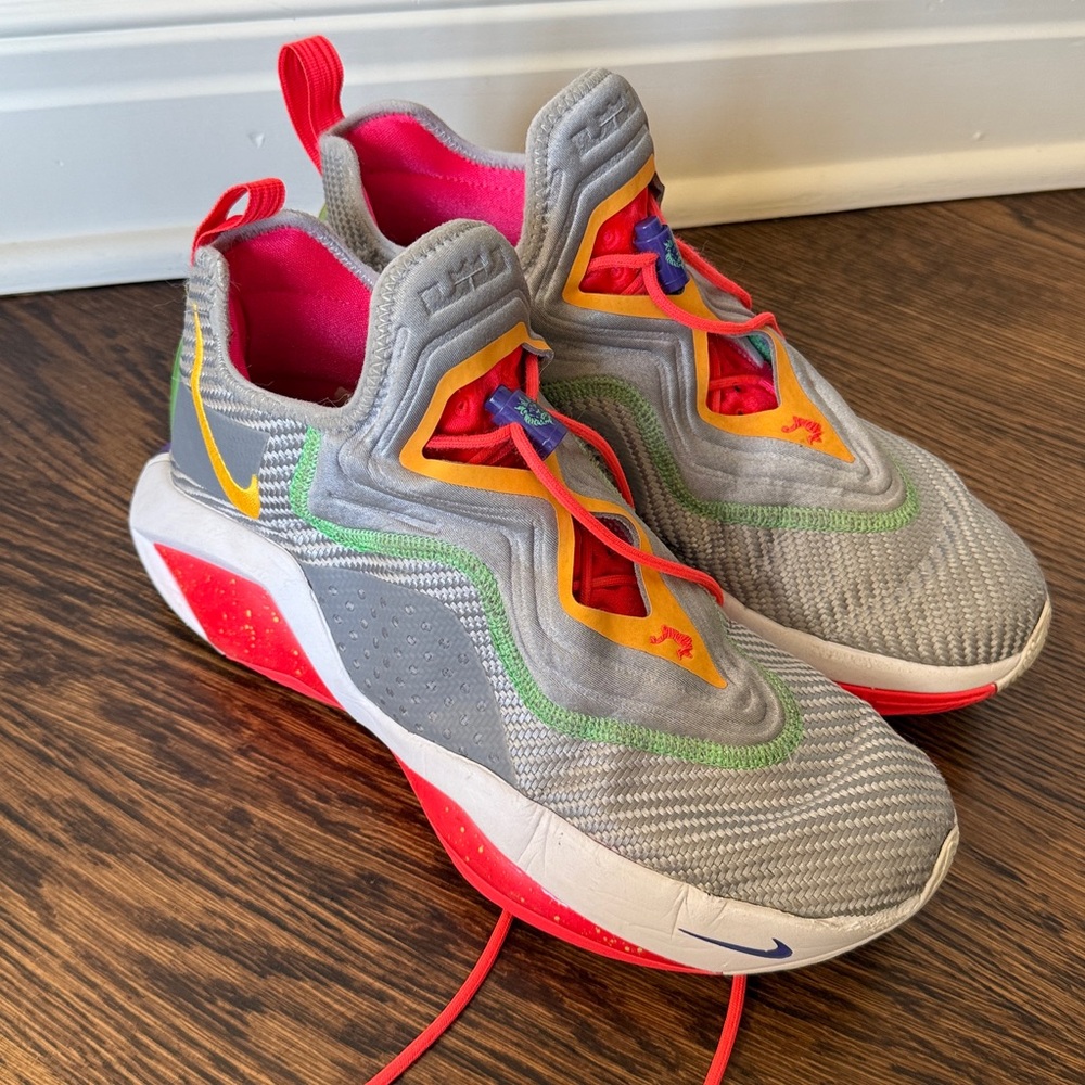 Nike LaBron Soldier 14 Hare